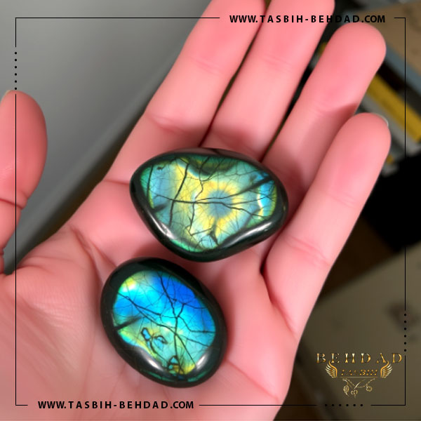 سنگ معدنی لابرادوریت