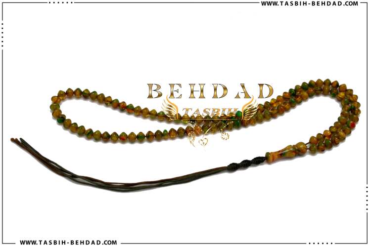 تسبیح کهربا پرچمی ، تراش استانبولی ، اثری فاخر از زنده یاد استاد فاتح در فروشگاه و کارگاه تولید تسبیح بهداد